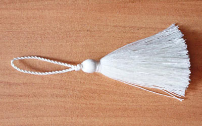 Removable tassel