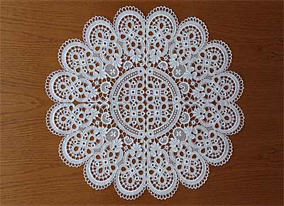 Florence large round lace doily